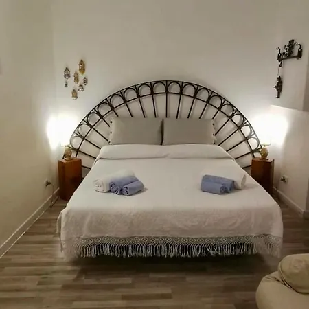 Casa Tuccari קסטיליונה די סיציליה